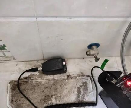 凤山屋顶漏水维修公司分享下卫生间漏水的危害及解决方法
